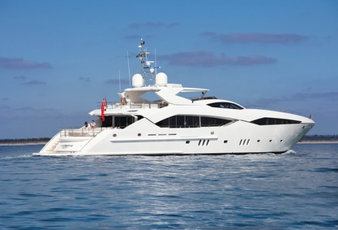 130 Sport Yacht